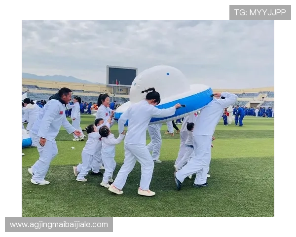 e尊真人欢迎你探索丰富多彩的游戏世界，体验最真实的玩家互动和精彩活动