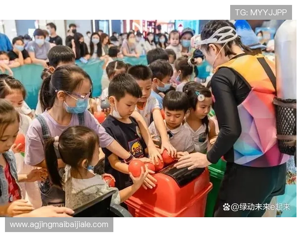 真正真人讯现场带你深入了解游戏现场幕后花絮与精彩瞬间的第一手报道